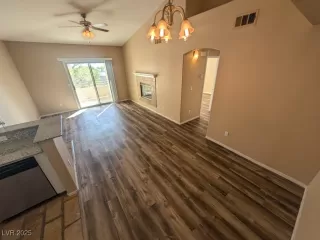 Photo #4: 2695402 Listing 