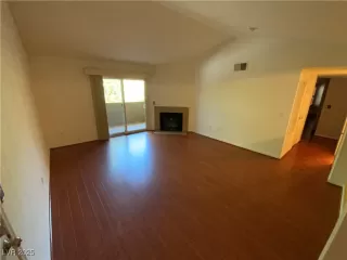 Photo #3: 2695405 Listing 