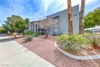 Photo #1: 2695420 Listing