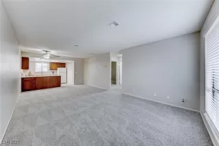 Photo #4: 2695420 Listing