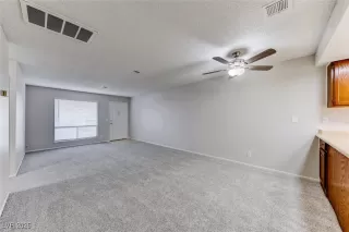 Photo #6: 2695420 Listing