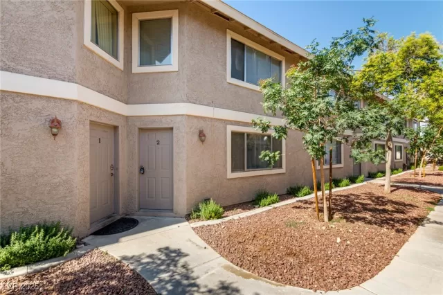 MLS: 2695513 Condo For Sale