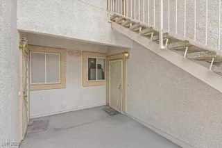 Photo #2: 2695547 Listing