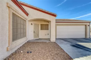 Photo #2: 2695566 Listing