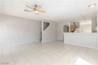 Photo #5: 2695567 Listing 