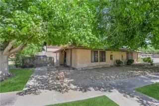 Photo #1: 2695591 Listing 