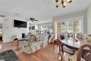 Photo #2: 2695591 Listing 