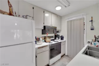 Photo #5: 2695591 Listing 