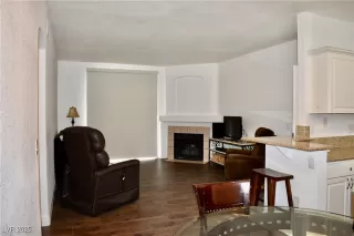 Photo #6: 2695607 Listing 