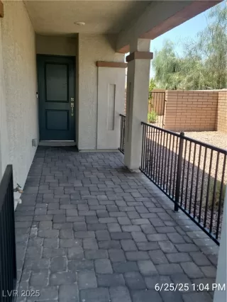 Photo #2: 2695618 Listing 