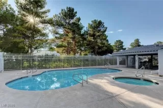 Primary Photo for MLS#: 2695639