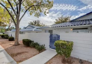 Photo #1: 2695639 Listing 