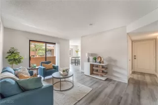 Photo #3: 2695659 Listing 