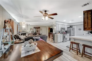 Photo #5: 2695670 Listing 