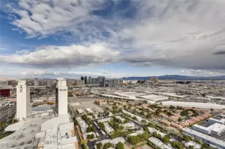 Primary Photo for MLS#: 2695684