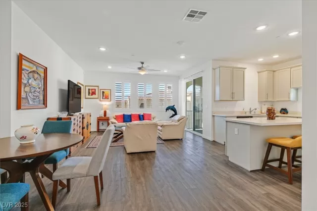 MLS: 2695750 Condo For Sale