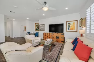 Photo #3: 2695750 Listing 