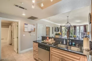 Photo #2: 2695755 Listing 