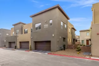 Photo #2: 2695763 Listing 