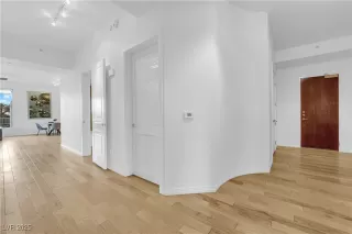 Photo #5: 2695783 Listing 