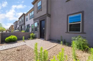 Photo #6: 2695808 Listing