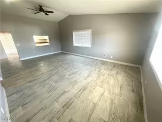 Photo #4: 2695815 Listing 