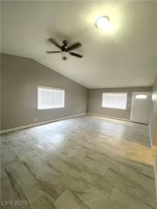 Photo #6: 2695815 Listing 