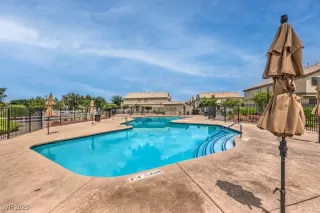 Photo #2: 2695834 Listing