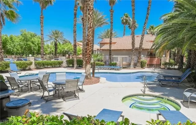 MLS: 2695836 Condo For Sale