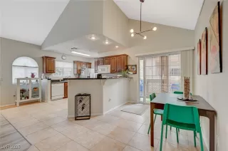 Photo #4: 2695836 Listing 