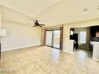 Photo #2: 2695841 Listing 