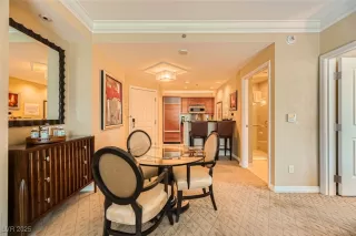 Photo #5: 2695871 Listing