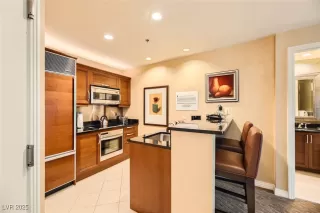 Photo #6: 2695871 Listing