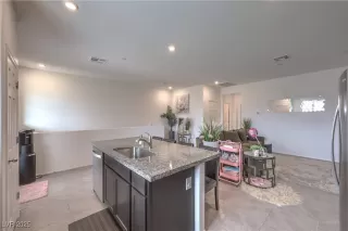 Photo #6: 2695911 Listing 