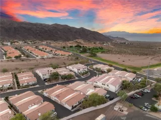 Photo #1: 2695916 Listing 