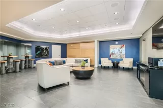 Photo #4: 2695932 Listing