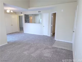 Photo #1: 2695951 Listing 