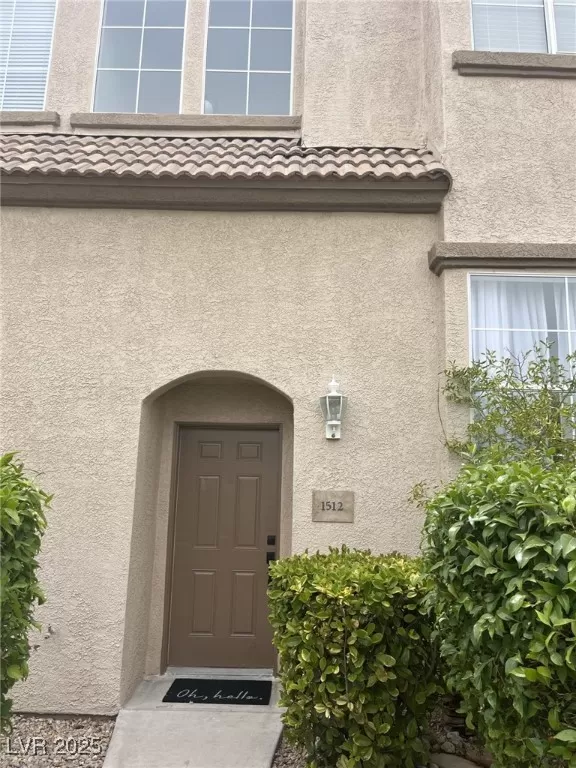 MLS: 2695965 Condo For Sale