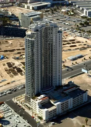 MLS: 2695972 Condo For Sale