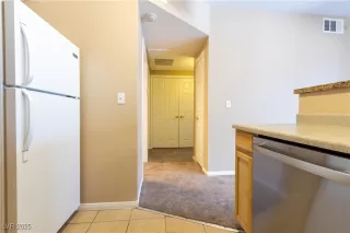 Photo #5: 2696021 Listing