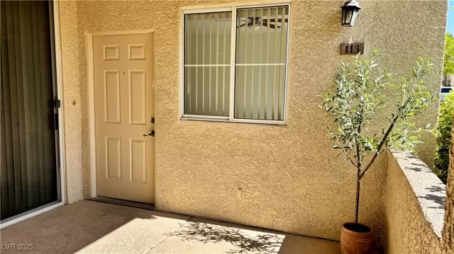 MLS: 2696031 Condo For Sale