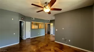 Photo #3: 2696042 Listing 