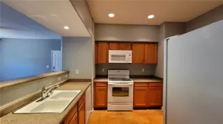 Photo #5: 2696042 Listing 