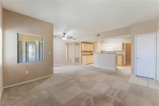 Photo #4: 2696059 Listing 