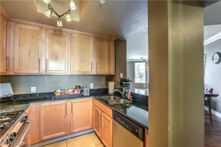 Photo #2: 2696061 Listing 