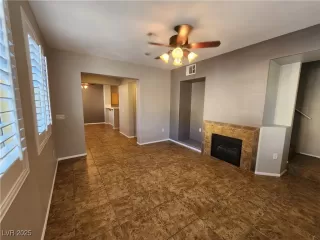 Photo #4: 2696112 Listing