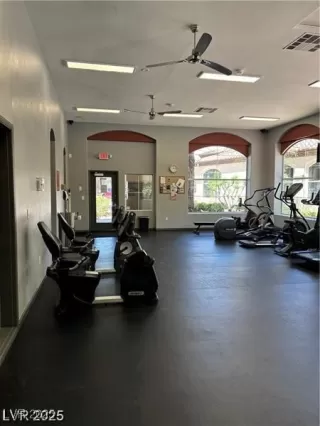 Photo #2: 2696117 Listing 