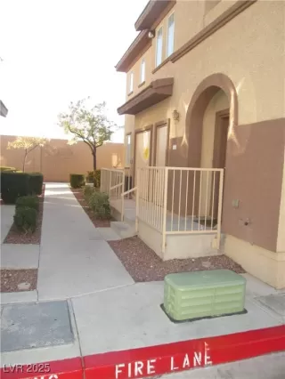 Photo #3: 2696229 Listing