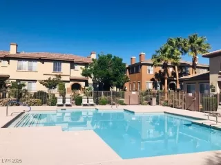 Photo #6: 2696229 Listing