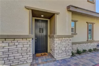 Photo #3: 2696232 Listing